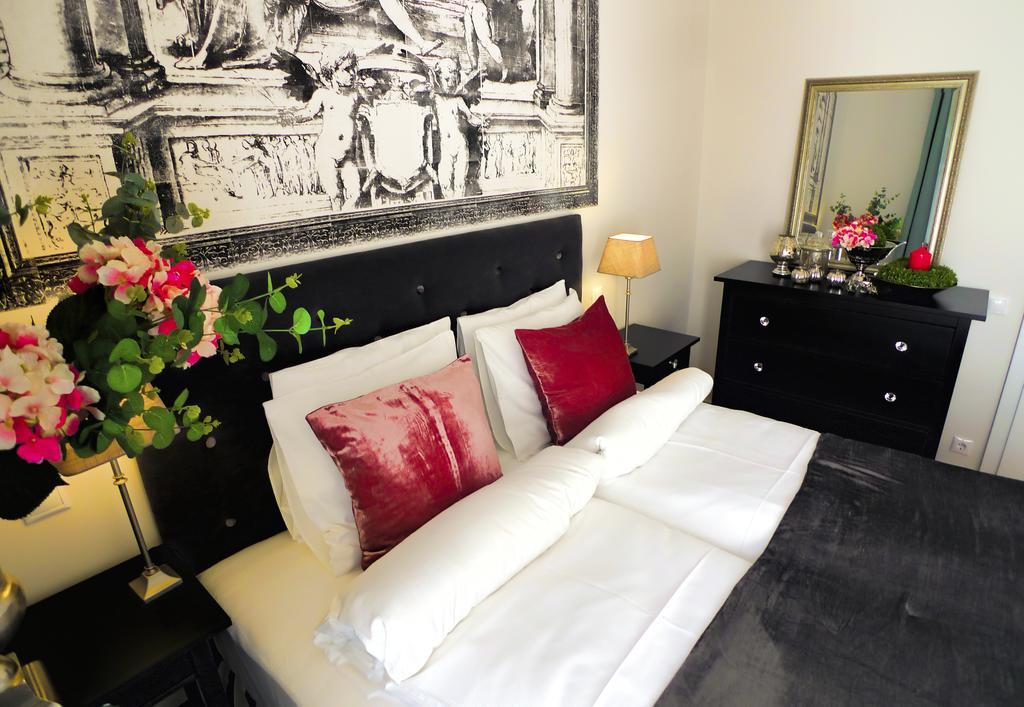 Golden Stars Appartement *